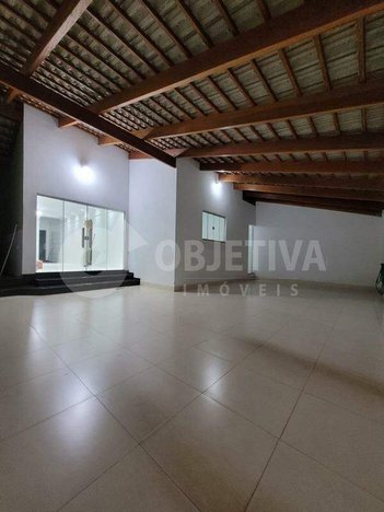 house em Rua Teotônio Rocha Figueira, Carajás - Uberlândia - MG
