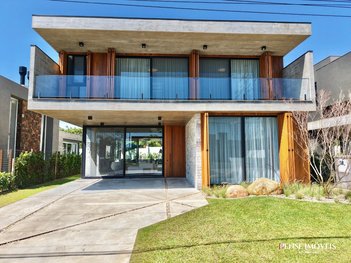 house em Avenida Paraguassú, Capão da Canoa - Capão da Canoa - RS