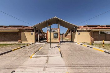 apartment em Avenida Presidente Juscelino Kubitschek de Oliveira, São Gonçalo - Pelotas - RS