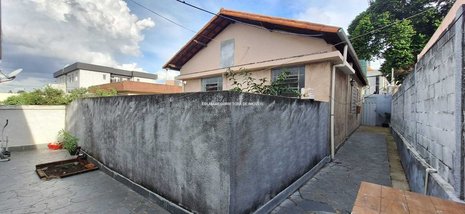 house em Rua Senador Benedito Valadares, Industrial - Contagem - MG