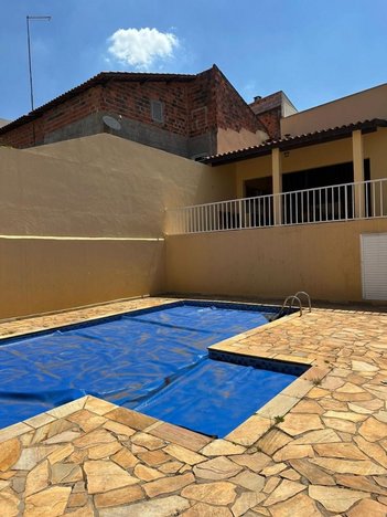 house em Rua Miguel Speranza, Jardim Valença - Valinhos - SP