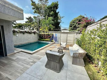 house em Rua Rômulo de Almeida, Recreio dos Bandeirantes - Rio de Janeiro - RJ