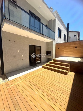 house em Servidão Maria Tomasia Cabral, Ingleses do Rio Vermelho - Florianópolis - SC
