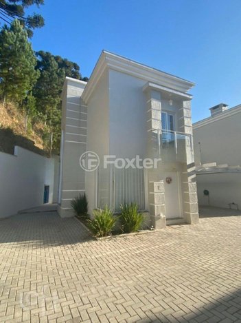 house em Rua Vinte e Oito, São José - Canela - RS