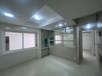 apartment em Rua Demétrio Ribeiro, Centro Histórico - Porto Alegre - RS