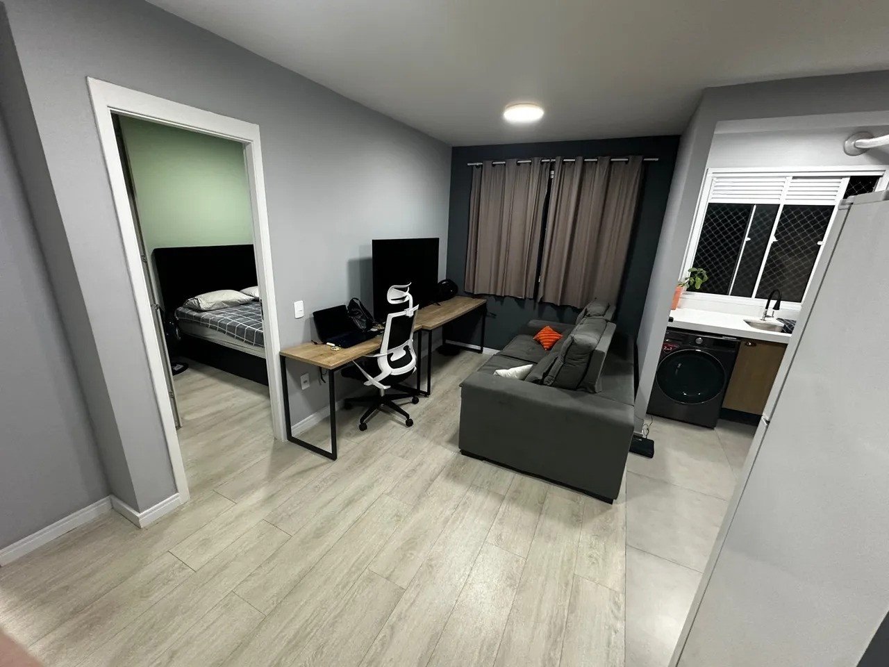 img0