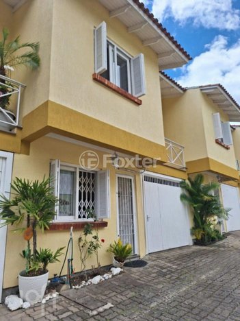 house em Rua Barbosa Neto, Cavalhada - Porto Alegre - RS