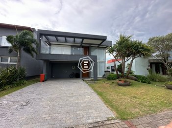 house em Rua Rio Divisa, Centro - Xangri-Lá - RS