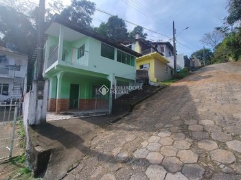 house em Rua Guaíra, Ponta de Baixo - São José - SC