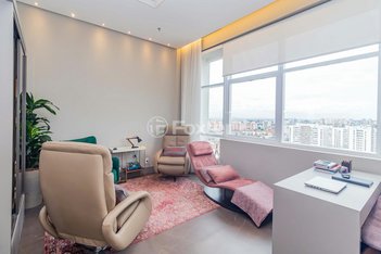 office em Avenida João Wallig, Passo da Areia - Porto Alegre - RS