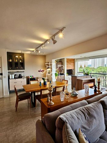 apartment em Rua Sacadura Cabral, Lapa - São Paulo - SP