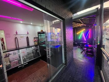 commercial_building em Avenida Brasília, São Benedito - Santa Luzia - MG