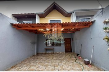 house em Rua das Araras, Novo Mundo - Curitiba - PR
