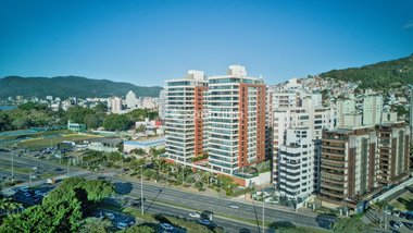 apartment em Rua Comandante Constantino Nicolau Spyrides, Agronômica - Florianópolis - SC