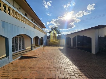 office em Avenida Doutor Hélio Palermo, Prolongamento Vila Duque de Caxias - Franca - SP