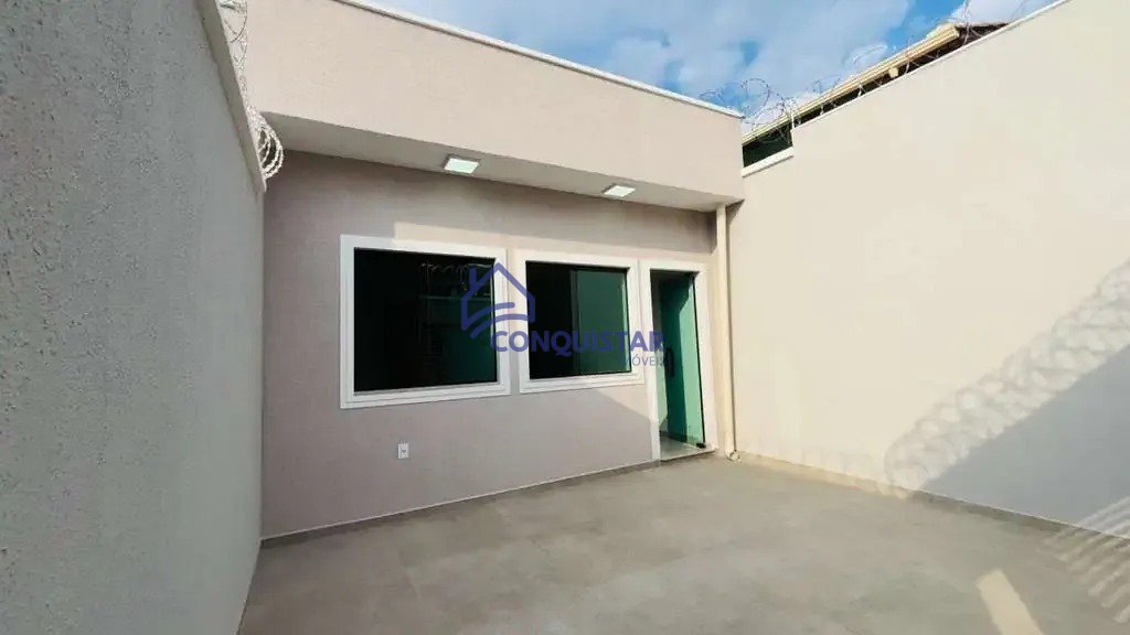 Casa com 3 quartos — Céu Azul, Belo Horizonte