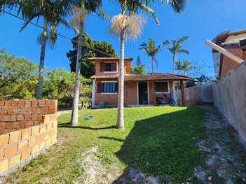 house em Rodovia João Gualberto Soares, Ingleses do Rio Vermelho - Florianópolis - SC