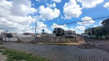 land_lot em Rua Francisco Sales, Daniel Fonseca - Uberlândia - MG