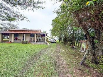agricultural em Rua Professor Paulo da Silva Coelho, Centro - Saltinho - SP
