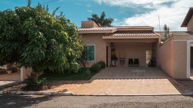 house em Rua Serra do Roncador, Bandeirantes - Londrina - PR