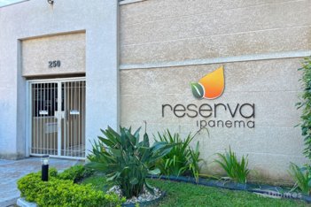 apartment em Avenida Juca Batista, Cavalhada - Porto Alegre - RS