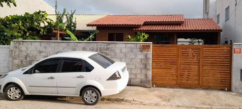 house em Servidão Joesi Guimarães da Silva, São João do Rio Vermelho - Florianópolis - SC