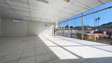 commercial_property em Quinze de Novembro, Centro - Mococa - SP