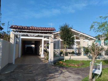 house em Rua das Alfazemas, Harmonia - Canoas - RS