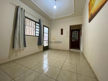 house em Rua Darciso Coneglian, Jardim Planalto - Botucatu - SP