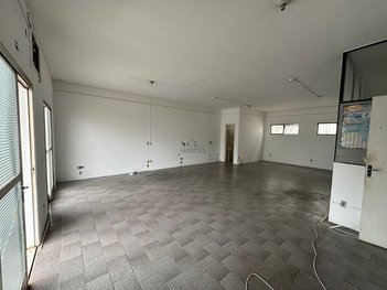 commercial_building em Major Matheus, Vila dos Lavradores - Botucatu - SP