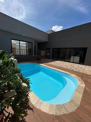 house em Avenida Newton Soares, Morumbi - Quirinópolis - GO