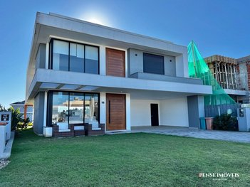 house em Avenida Diamante, Rainha do Mar - Xangri-Lá - RS