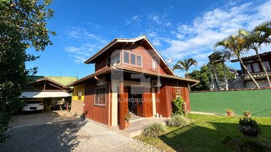 house em Servidão Gilberto Pereira, Campeche - Florianópolis - SC