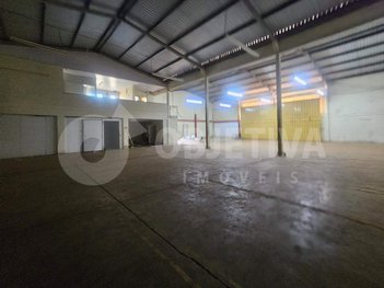 industrial em Avenida João Leão, Custódio Pereira - Uberlândia - MG