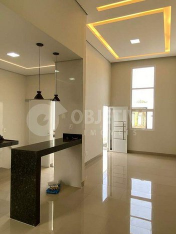 house em Rua Sebastião Alves Nunes, Segismundo Pereira - Uberlândia - MG