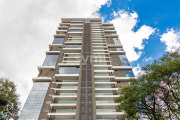 apartment em Rua Guilherme Pugsley, Água Verde - Curitiba - PR
