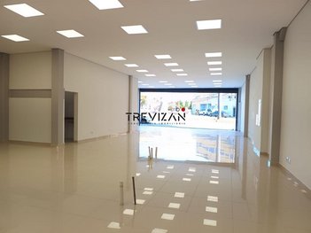 industrial em Avenida General Carneiro, Vila Lucy - Sorocaba - SP