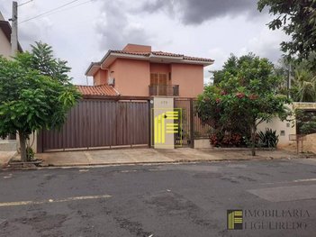 house em Rua Doutor Laércio Covizzi, Jardim Morumbi - São José do Rio Preto - SP