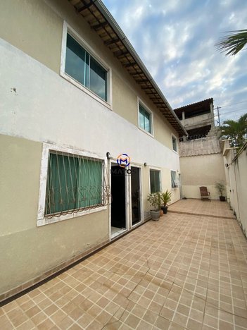house em Rua Paratinga, São Benedito - Santa Luzia - MG