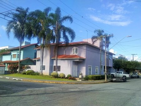 Cômodo Condomínio