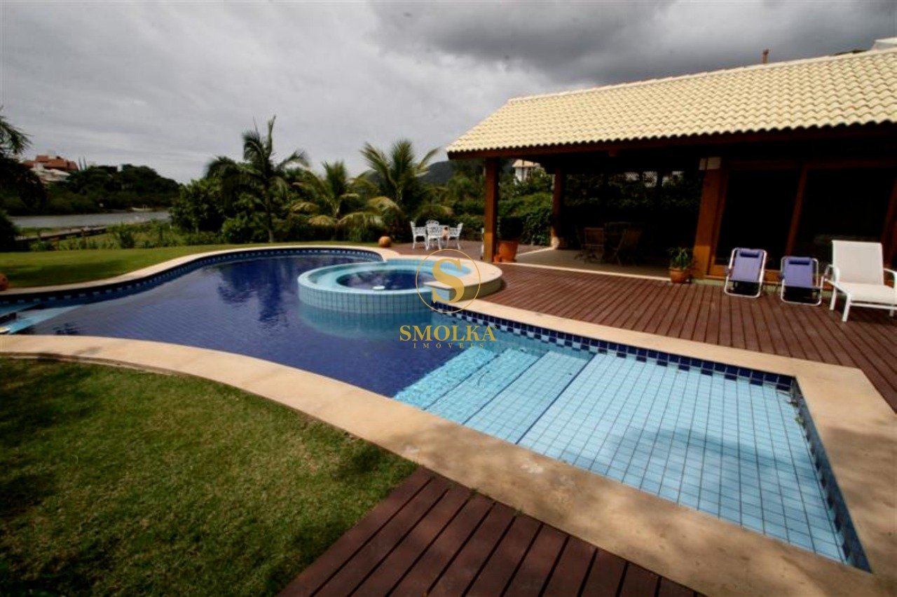 Casa comercial 07 dormitorios 05 suites a venda frente para a lagoa da coceicao trapiche florianopol