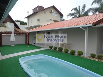 house em Avenida dos Coqueiros, Daniela - Florianópolis - SC