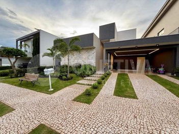 house em Rua Argemiro Costa, Nova Uberlândia - Uberlândia - MG