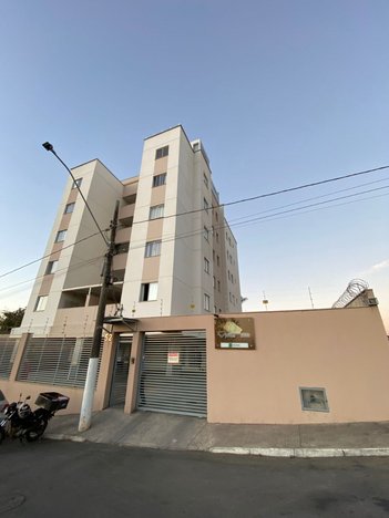 apartment em Rua José de Azevedo Carvalho, Parque Residencial Sonia Teixeira Romanelli - Pedro Leopoldo - MG