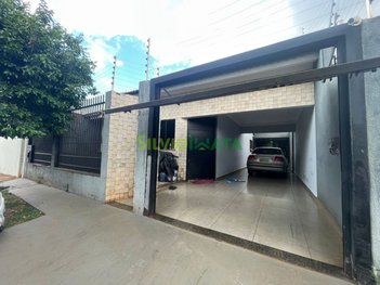 house em Rua Maria de Nazaré, Jardim Alphaville - Sarandi - PR