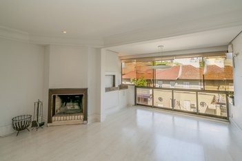 apartment em Praça Doutor Maurício Cardoso, Moinhos de Vento - Porto Alegre - RS