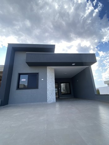 house em Rua Maria Leopoldina da Áustria, Residencial e Comercial Bosque da Imperatriz - Pindamonhangaba - SP