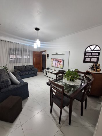 house em Rua Dona Anita Costa, Vila Voturua - São Vicente - SP