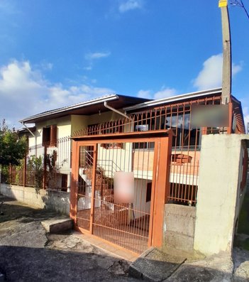 house em Rua Armando Salvador, Cidade Nova - Caxias do Sul - RS