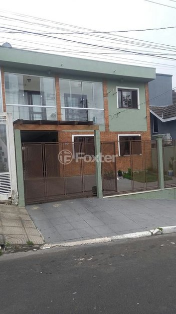 house em Rua Madre Celina Maria Azambuja, Mário Quintana - Porto Alegre - RS